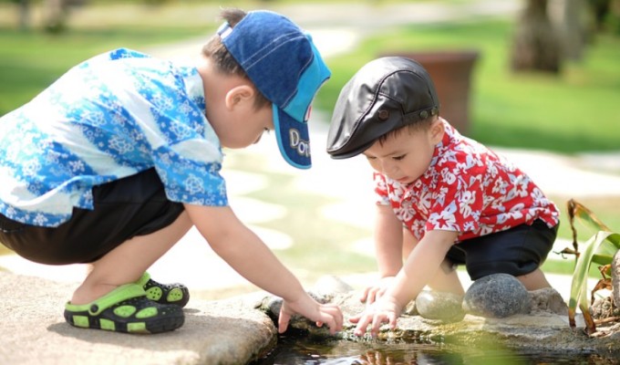 兔年戌时出生的男孩命运如何呢 兔年戌时出生的男孩五行缺什么属性呢